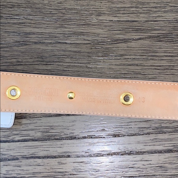 Moschino belt